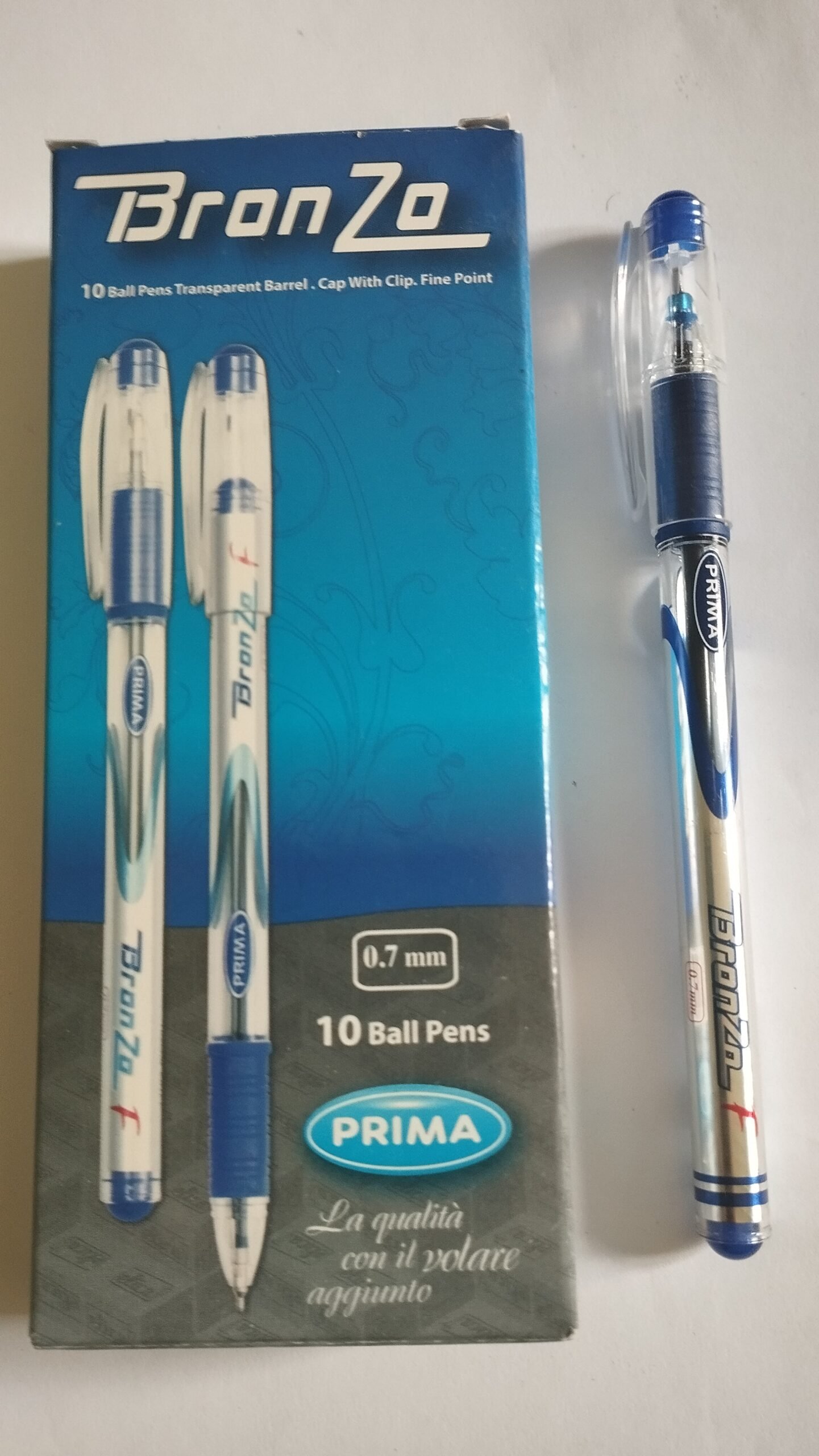 طقم 5 اقلام بريما برونزو bronzo ازرق سن 0.7 مم 5 اقلام بريما برونزو bronzo ازرق سن 0.7 مم للكتابة اليومية